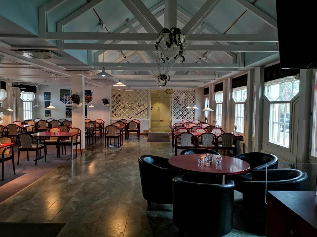 Hotel Cikada Мариехамн Экстерьер фото